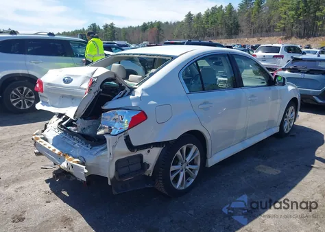 2013 Subaru Legacy 2.5I Premium z USA, uszkodzony, nr VIN 4S3BMBC67D3034238
